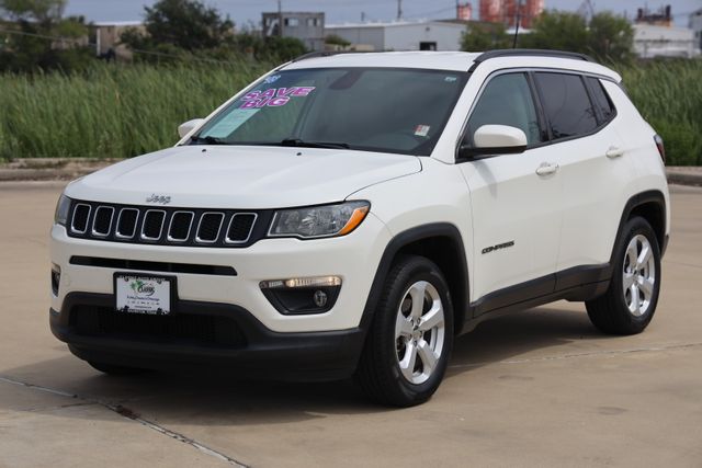2018 Jeep Compass Latitude White at River Oaks CDJR