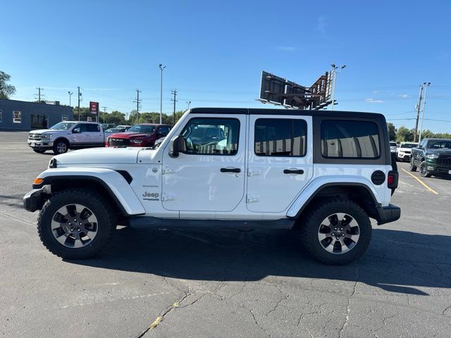 2018 Bright White Clearcoat Jeep Wrangler Unlimited Sahara 4X4 SUV