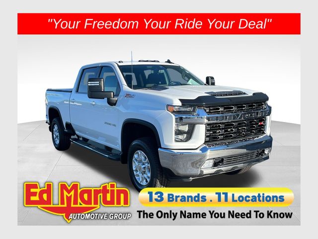 Summit White 2022 Chevrolet Silverado 2500HD Pickup Truck Four-Wheel Drive 6-Speed Automatic