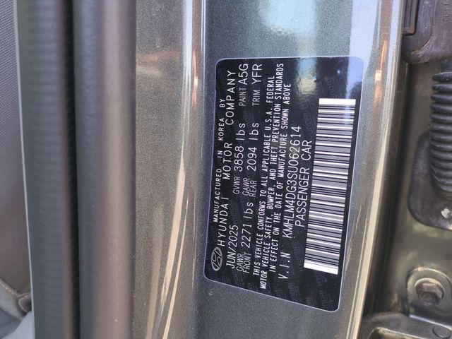 used 2025 Hyundai Elantra car, priced at $21,800