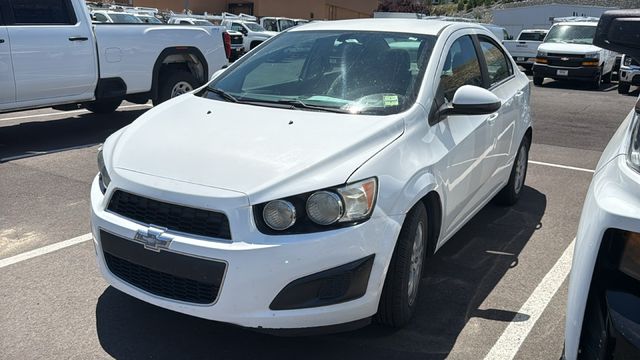Summit White 2015 Chevrolet Sonic Sedan Front-Wheel Drive 6-Speed Automatic