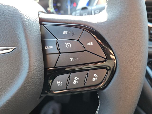 2026 Chrysler Pacifica Limited AWD