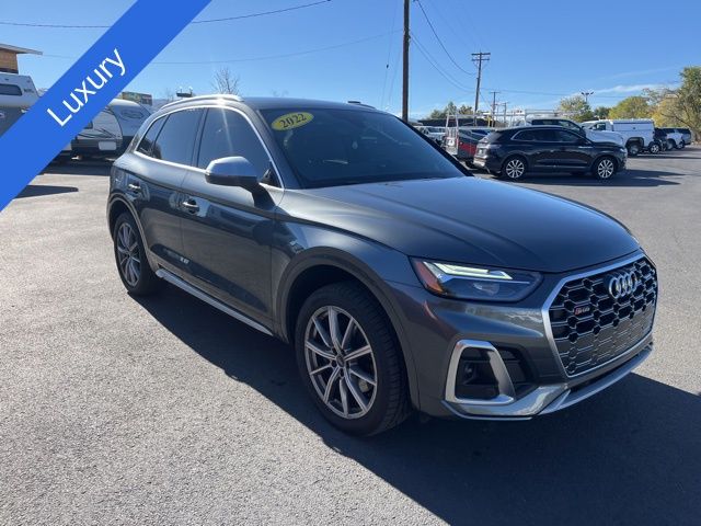 2022 Audi SQ5 Premium 32