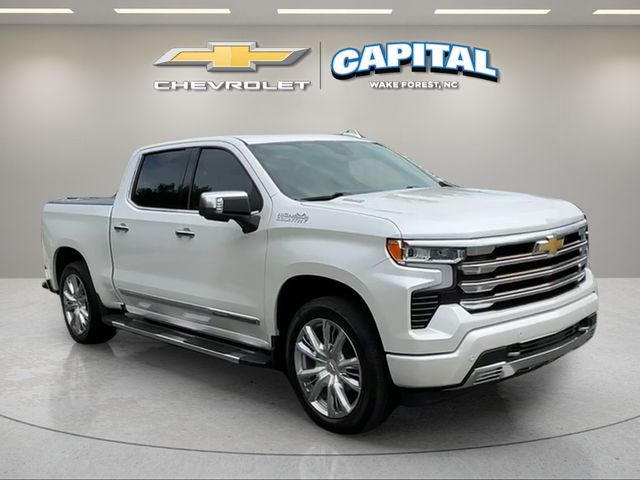 Used 2022 Beige Chevrolet High Country image 7