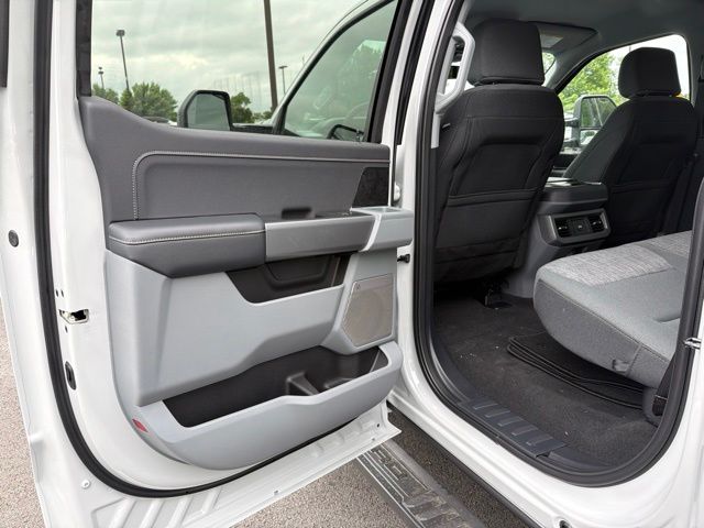 New 2026 White Ford XLT image 11