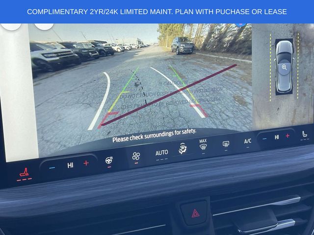 View vehicle photo 7