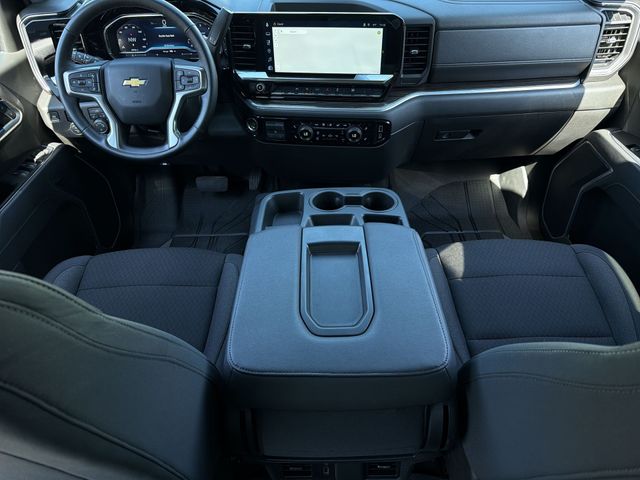 Used 2025 Black Chevrolet LT image 17