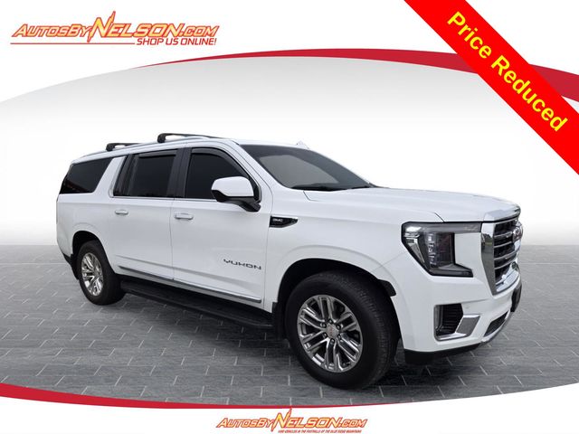 Summit White 2022 GMC Yukon XL SUV / Crossover Four-Wheel Drive