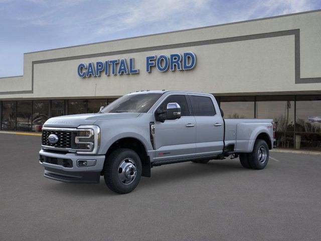 2026 Ford F-350 Super Duty Platinum's photo