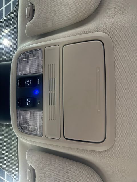 2025 Honda Odyssey Elite White at Superior Honda