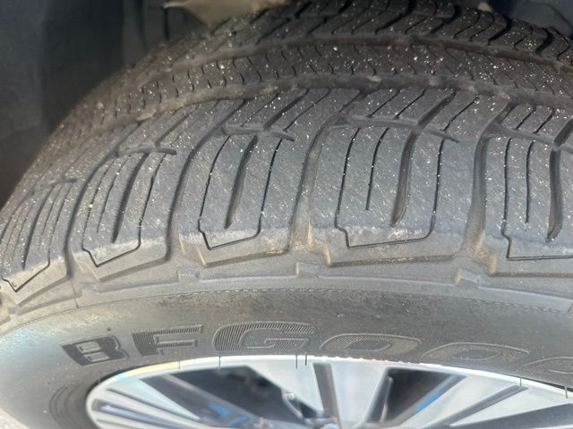Used 2021 Silver Nissan SV image 13