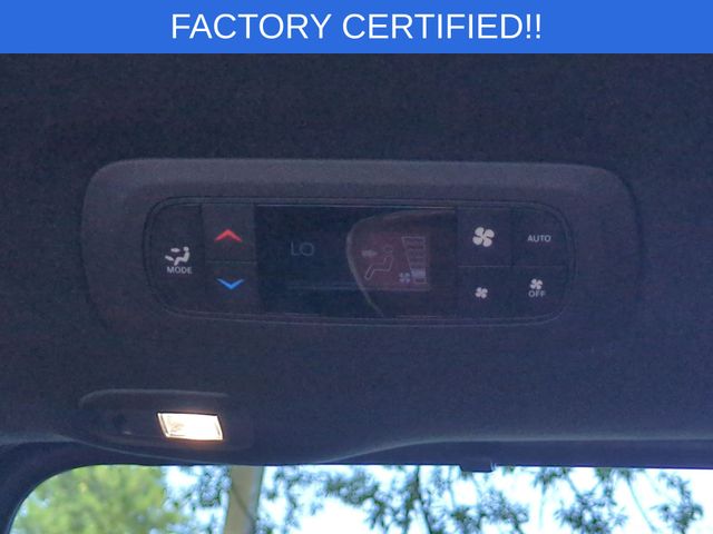 Used 2025 Black Chrysler Pinnacle image 32