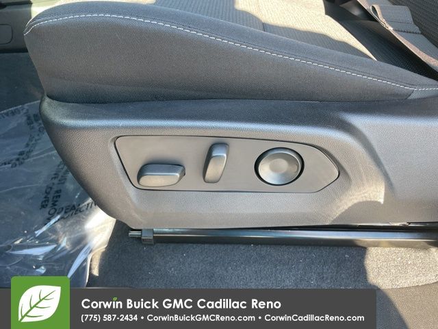 2024 GMC Canyon Elevation 16