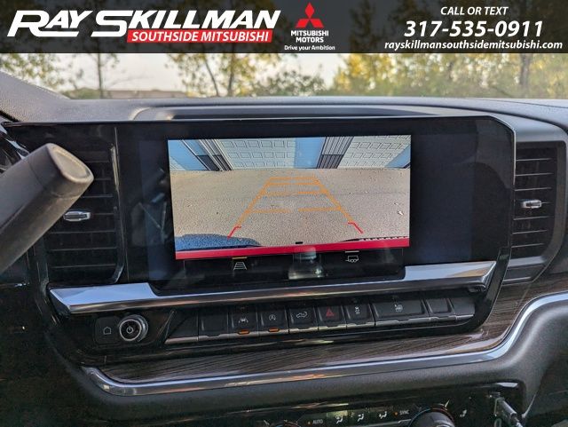 Used 2025 Red Chevrolet LT image 25
