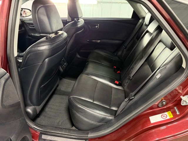 2013 Toyota Avalon #9