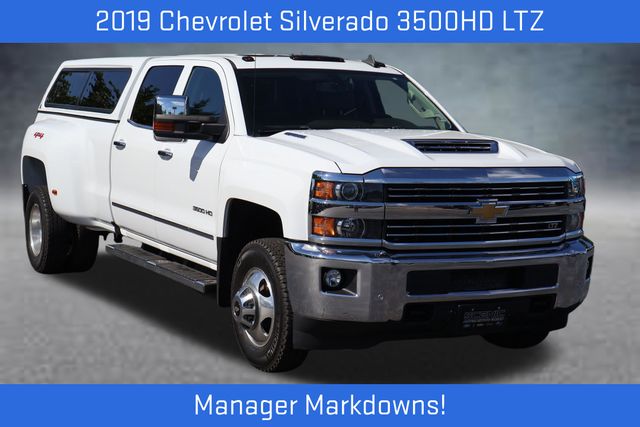 Summit White 2019 Chevrolet Silverado 3500HD Pickup Truck Four-Wheel Drive 6-Speed Automatic
