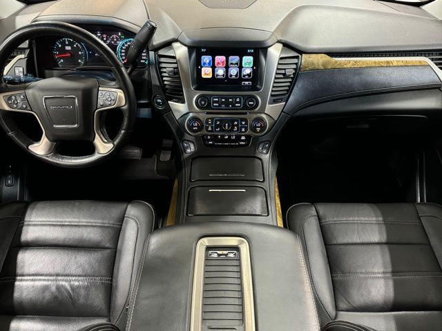 2017 GMC Yukon Denali 27