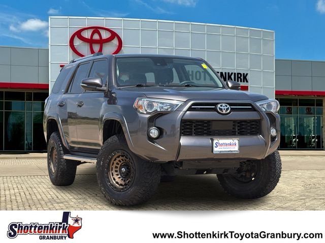 Magnetic Gray Metallic 2020 Toyota 4Runner SUV / Crossover Four-Wheel Drive 5-Speed Automatic Overdrive
