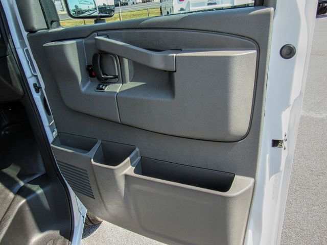 2025 Chevrolet Express 3500 Work Van:44369