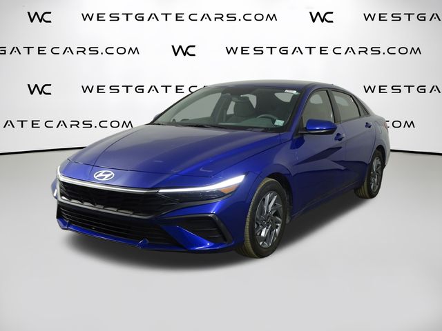 2024 Hyundai Elantra SEL FWD