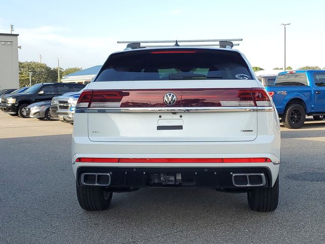 2024 Volkswagen Atlas Cross Sport 2.0T SEL R-Line 8