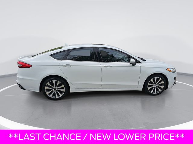 Used 2020 White Ford SE image 6