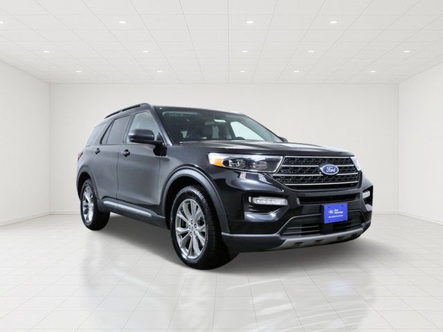 Black Metallic 2023 Ford Explorer SUV / Crossover All-Wheel Drive Automatic