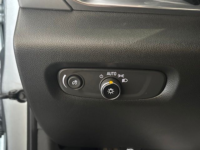 Used 2023 Chevrolet Traverse SUV