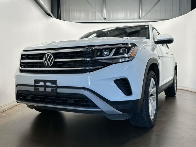 2023 Volkswagen Atlas Cross Sport 3.6L V6 SE w/Technology White at Sutliff Volkswagen
