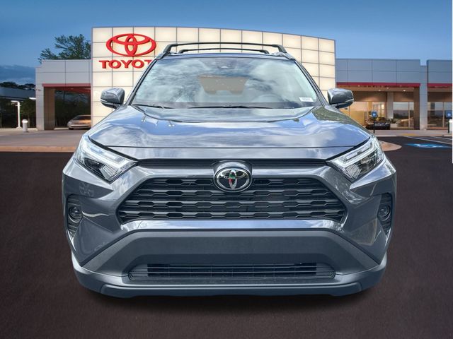 2024 Toyota RAV4 XLE 24