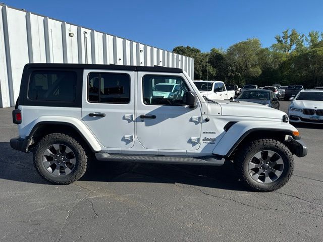 2018 Bright White Clearcoat Jeep Wrangler Unlimited Sahara 4X4 SUV