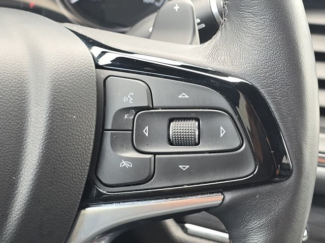 2023 Buick Enclave Essence:C02678