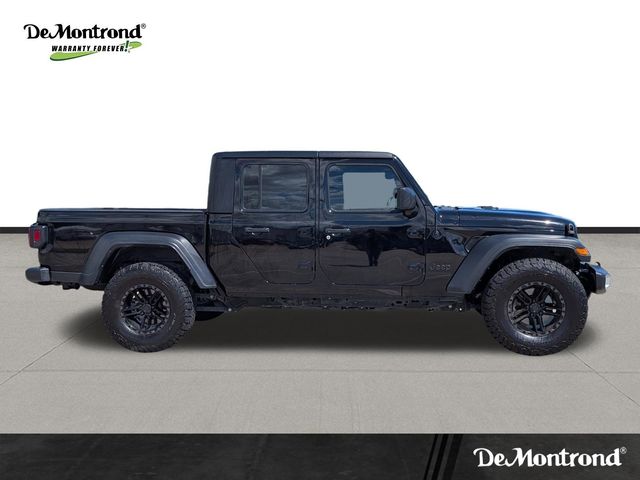 Used 2023 Black Jeep Sport image 4