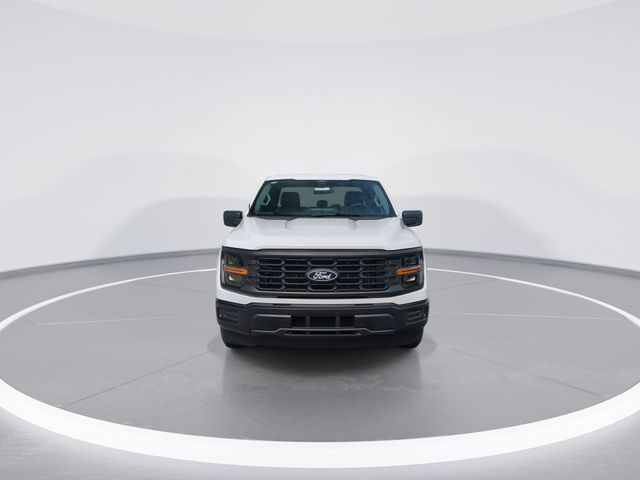 New 2026 Oxford White Ford XL image 3