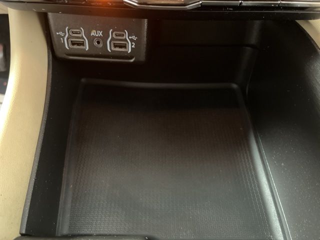 2022 DB Black Crystal Clearcoat Dodge Durango SXT RWD SUV