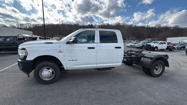 2022 Ram 3500 Tradesman - Image 2