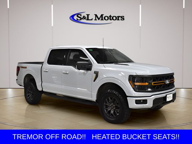 Space White Metallic 2025 Ford F-150 Pickup Truck Four-Wheel Drive Automatic