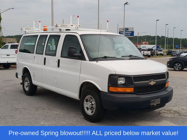 Used 2016 White Chevrolet Work Van image 15