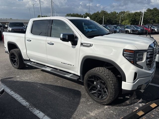 2023 GMC Sierra 2WD Crew Cab Short Box Denali's photo