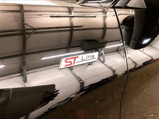 2023 Ford Explorer ST-Line Black at Spitzer Acura