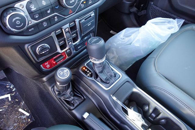 new 2026 Jeep Gladiator car, priced at $61,140