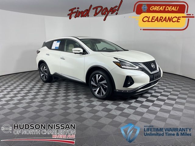 2023 Pearl White Tricoat Nissan Murano SL SUV