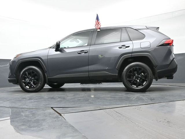 2024 Toyota RAV4 LE 34