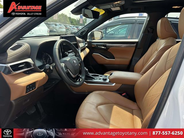 Used 2022 Toyota Highlander SUV