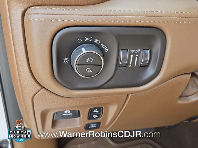 Used 2020 White Ram Laramie Longhorn image 27