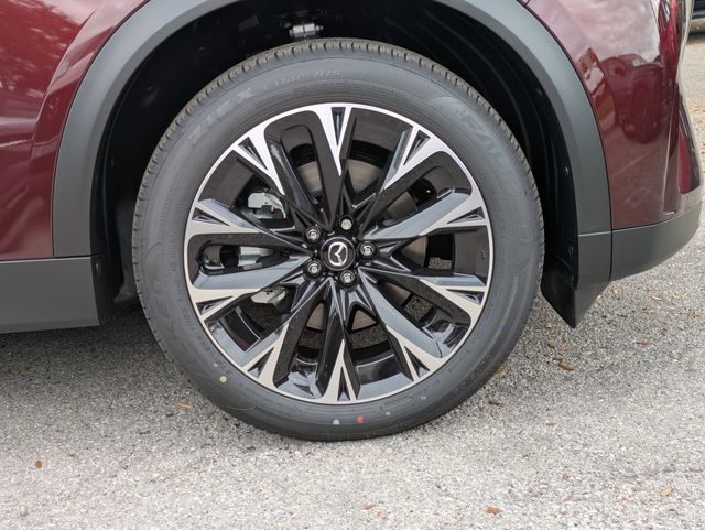 2026 Mazda CX-90 Premium Plus Package - Photo 11