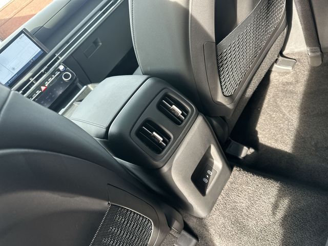 Certified Used 2025 Blue Hyundai SEL Convenience image 25