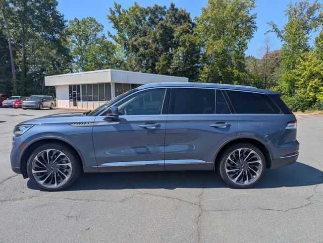 Used 2021 Blue Lincoln Reserve image 2