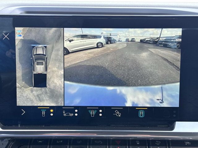 2022 GMC Sierra 1500 SLT White at Royal Nissan