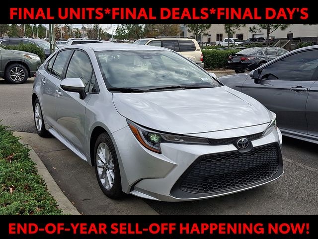 2022 Toyota Corolla LE's photo